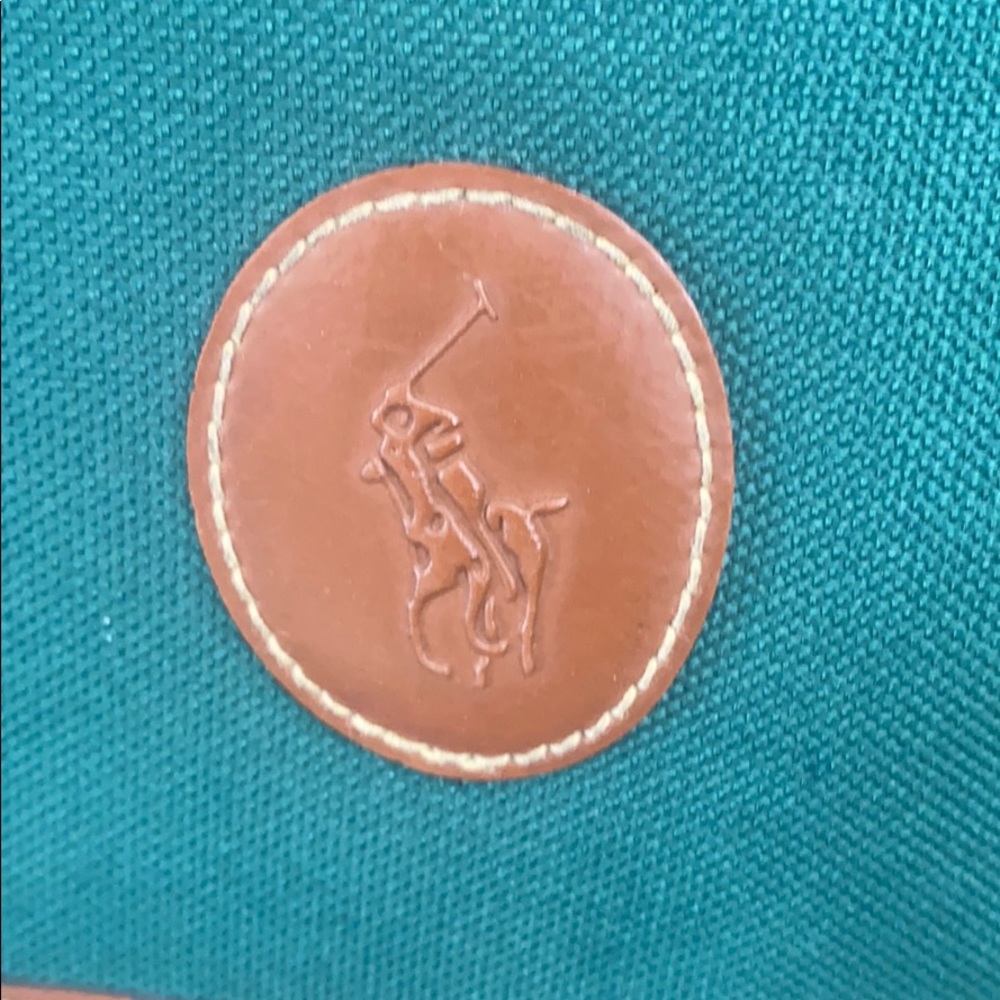 Meet your Posher, Charles